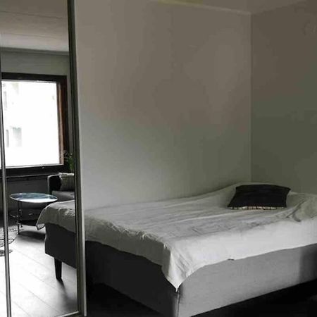 Cosy Studio Near By Airport, 2Min From Train! Vantaa Exterior photo